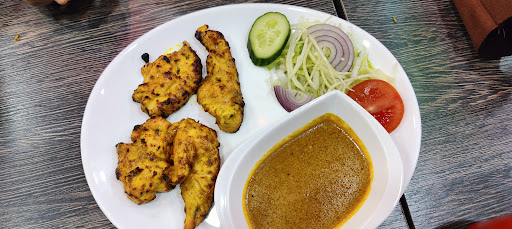 Photo of Petra Peri Peri and Indian Cuisine - 43 Cottingham Rd, Hull HU5 2PP